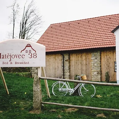 Bed & Breakfast Matejovec38 Slavonice